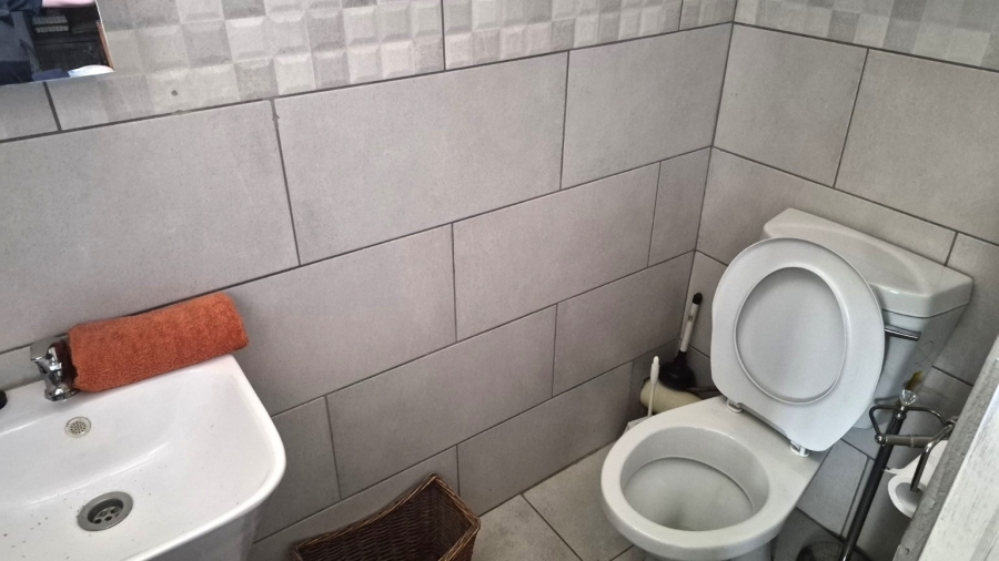 3 Bedroom Property for Sale in Flamwood North West